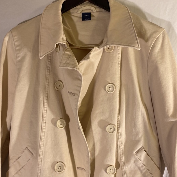Gap woman’s button up coat size 14 - Picture 3 of 8